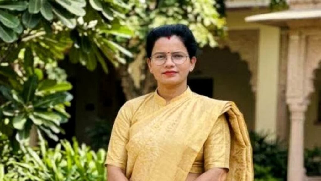 गैरसैंण की नंदिनी नेगी ने यूकेपीएससी परीक्षा की पास, मेहनत और लगन से हासिल किया मुकाम