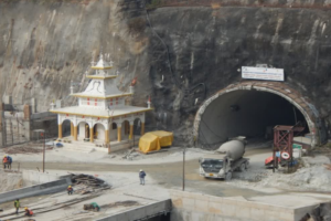 उत्तरकाशी की सिलक्यारा टनल में हादसा, शॉटक्रीट लाइनिंग का हिस्सा गिरने से झारखंड के श्रमिक की मौत