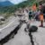 उत्तरकाशी: पापड़गाड़ में फिर धंसा गंगोत्री हाईवे, तेजी से चौड़ी होती गई दरार, क्यार्क गांव पर मंडराया खतरा