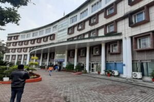 उत्तराखंड में IAS, PCS अफसरों की जिम्मेदारियों में फेरबदल, जानें किसे क्या दायित्व मिला