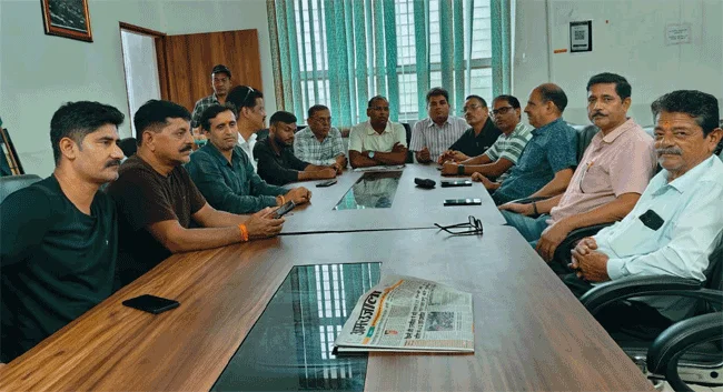 हल्द्वानी के पत्रकारों में भी नाराजगी, न्यूज पोर्टलों की विज्ञापन दरों में बदलाव की उठी मांग
